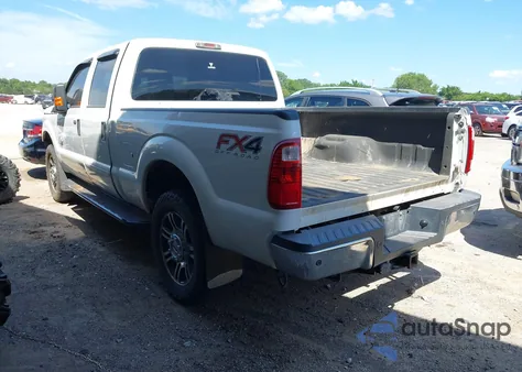 2015 Ford F-250 Xlt z USA, uszkodzony, nr VIN 1FT7W2BT3FEC62106